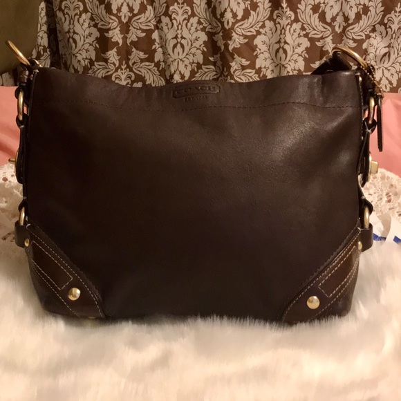 Coach Handbags - AMAZING COACH LEATHER BAG